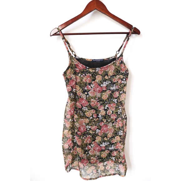 Brandy Melville Dresses & Skirts - Brandy Melville Floral Mini Dress
